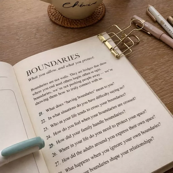 Stillness Journal 自我探索與療癒書寫筆記本